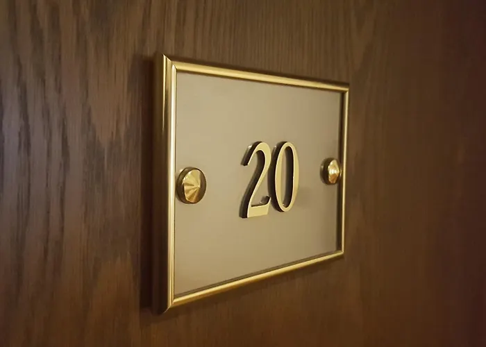 Alt Steinbach Hotel 2*